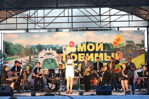 Отчетный концерт эстрадно-джазового оркестра